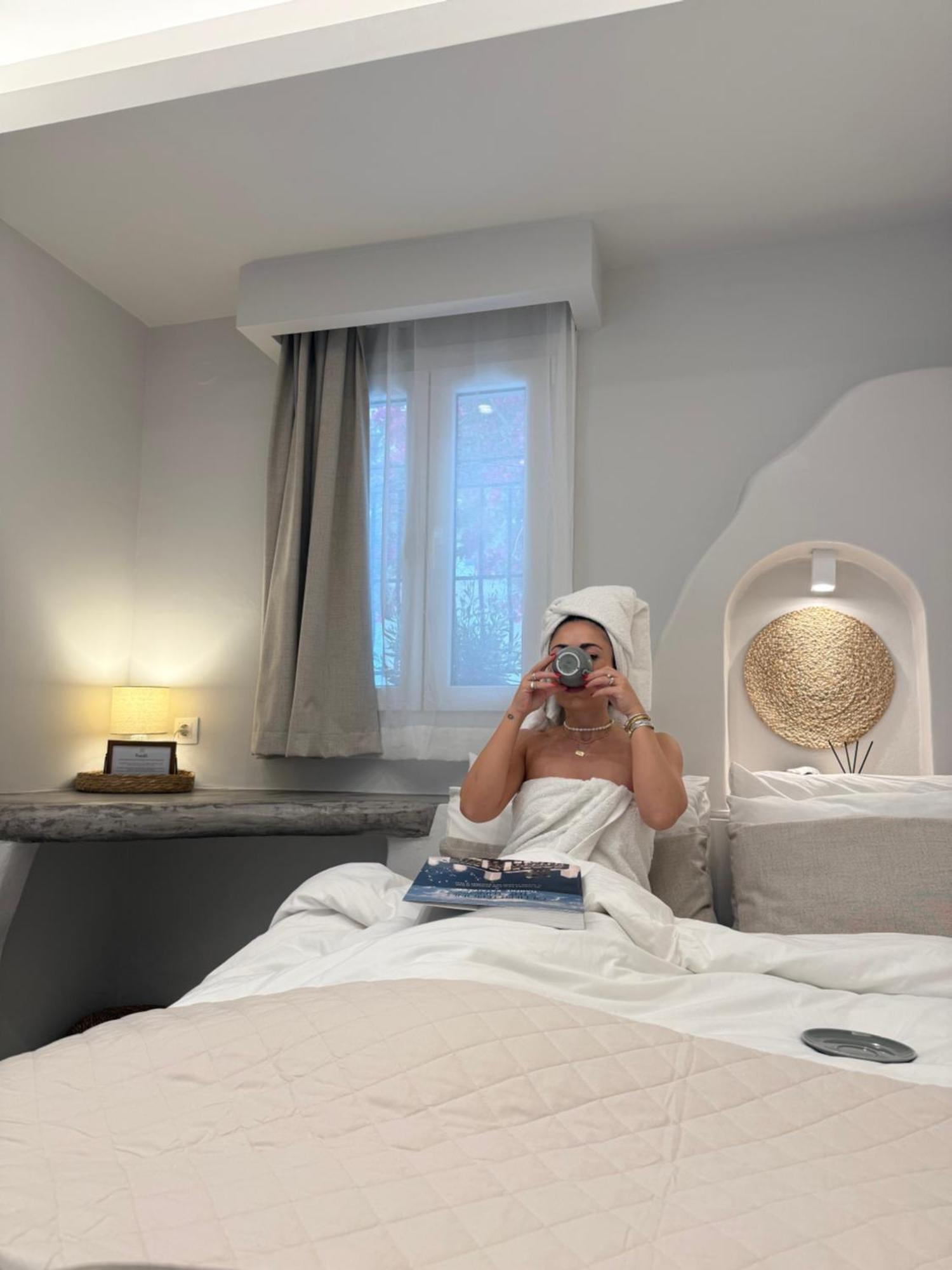 Fratelli Family Rooms Tínos エクステリア 写真